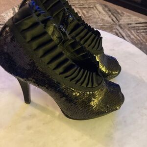 Nina Shoes Black Sequin Heels